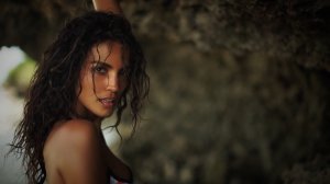 Sofia Resing Sexy-Intimates6.jpg