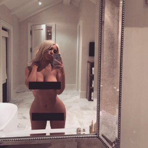 Kim Kardashian Naked.jpg