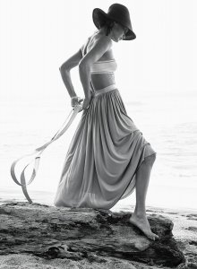 Carolyn Murphy Topless & Sexy3.jpg