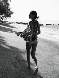 Carolyn Murphy Topless & Sexy24.jpg