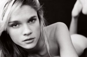 Eva Biechy Sexy & Topless 6.jpg