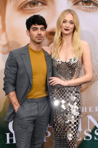 Sophie Turner Sexy TheFappeningBlog.com 5.jpg