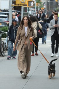 Emily Ratajkowski Sexy TheFappeningBlog.com 18.jpg