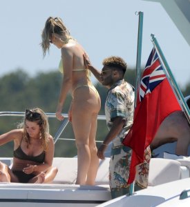 Perrie Edwards Sexy TheFappeningBlog.com 71.jpg