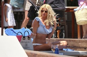 Victoria Silvstedt Sexy TheFappeningBlog.com 34.jpg