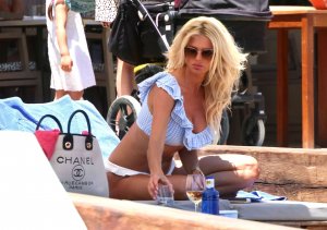 Victoria Silvstedt Sexy TheFappeningBlog.com 45.jpg