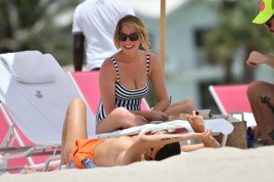 Kristen Doute Nude Topless TheFappeningBlog.com 3.JPG