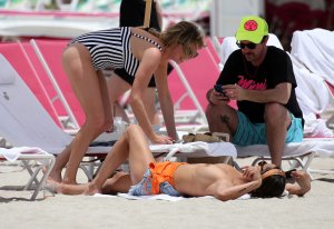 Kristen Doute Nude Topless TheFappeningBlog.com 45.jpg