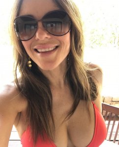 Elizabeth Hurley SexyTheFappeningBlog.com 2.jpg