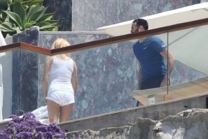 Pamela Anderson Nude Sexy TheFappeningBlog.com 12.jpg