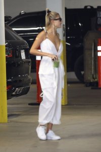 Hailey Bieber Sexy TheFappeningBlog.com 19.jpg