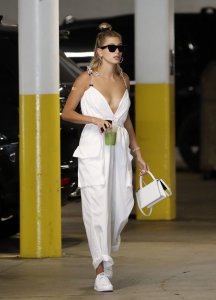 Hailey Bieber Sexy TheFappeningBlog.com 24.jpg