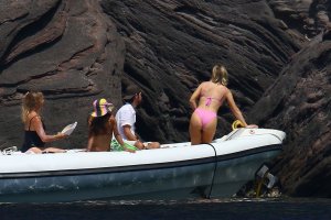 Kate Hudson Sexy TheFappeningBlog.com 1.jpg