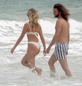 Georgia Gibbs Sexy TheFappeningBlog.com 9.jpg