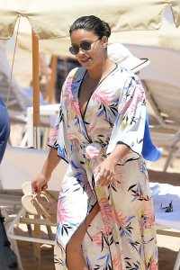 Gina Rodriguez Sexy TheFappeningBlog.com 16.jpg