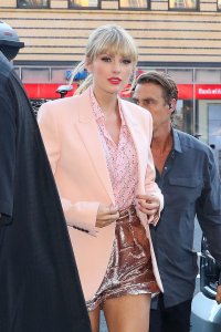 Taylor Swift Sexy TheFappeningBlog.com 27.jpg