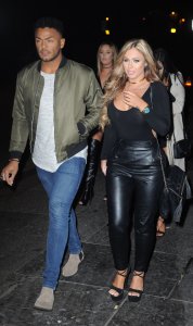 Holly Hagan Braless 15.jpg