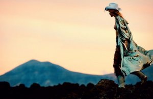 Maartje Verhoef Topless 1.jpg