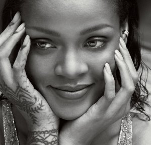 Rihanna Sexy 1.jpg