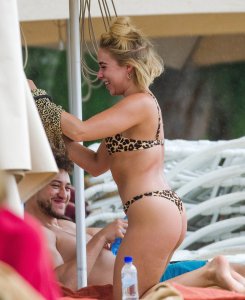 Gabby Allen Sexy TheFappeningBlog.com 37.jpg