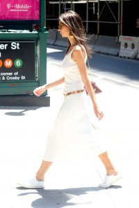 Emily Ratajkowski Sexy TheFappeningBlog.com 19.jpg