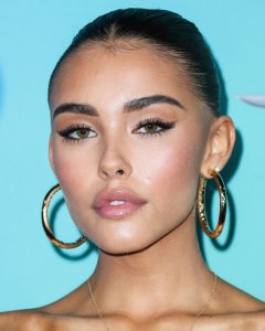 Madison Beer Sexy TheFappeningBlog.com 26.jpg