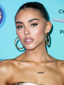 Madison Beer Sexy TheFappeningBlog.com 30.jpg