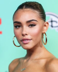 Madison Beer Sexy TheFappeningBlog.com 52.jpg