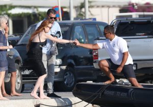 Lindsay Lohan Sexy TheFappeningBlog.com 15.jpg