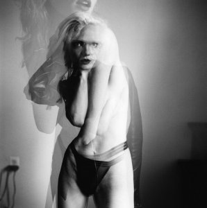 Alexandra Van Zant Nude TheFappeningBlog.com 2.jpg