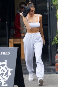 Madison Beer Sexy TheFappeningBlog.com 20.jpg