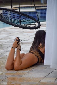 Claudia Romani, Carol Paredes, Falonia Sexy TheFappeningBlog.com 13.jpg