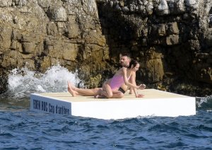 Ryan Seacrest girlfriend TheFappeningBlog.com 3.jpg