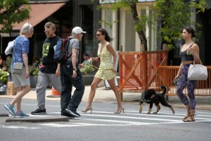 Emily Ratajkowski Sexy TheFappeningBlog.com 17.jpg