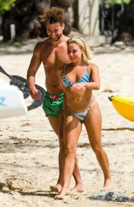 Gabby Allen Sexy TheFappeningBlog.com 1.jpg