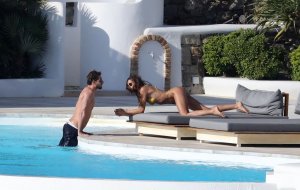 Izabel Goulart Sexy TheFappeningBlog.com 36.jpg