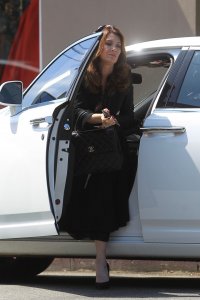 Lisa Vanderpump Sexy TheFappeningBlog.com 14.jpg