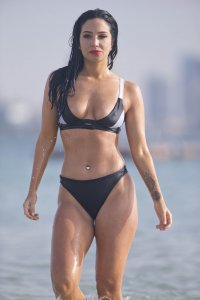 Tulisa Contostavlos Sexy 46.jpg