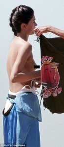 Neelam Gill Sexy & Topless 17.jpg