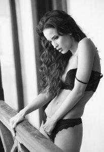 Alisa Bujinko Nude & Sexy TheFappeningBlog.com 9.jpg