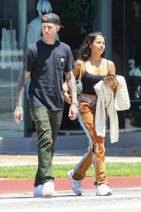 Sami Miro Braless Sexy TheFappeningBlog.com 13.jpg