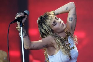 Miley Cyrus See Through Nude TheFappeningBlog.com 81.jpg