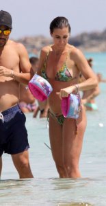 Flavia Pennetta Sexy TheFappeningBlog.com 4.jpg