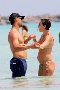 Flavia Pennetta Sexy TheFappeningBlog.com 10.jpg