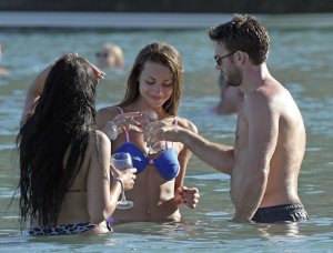 Scott Eastwoods girls TheFappeningBlog.com 20.jpg