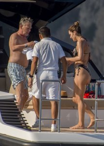 Katharine McPhee Sexy TheFappeningBlog.com 1.jpg