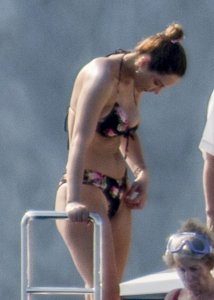 Katharine McPhee Sexy TheFappeningBlog.com 13.jpg