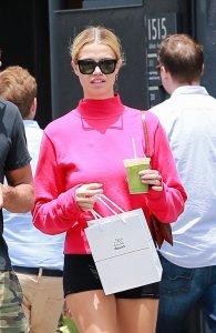 Hailey Clauson Sexy TheFappeningBlog.com 17.jpg