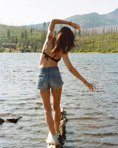 Annabelle Belmondo Nude & Sexy TheFappeningBlog.com 11.jpg