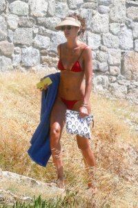 Izabel Goulart Sexy TheFappeningBlog.com 2.jpg